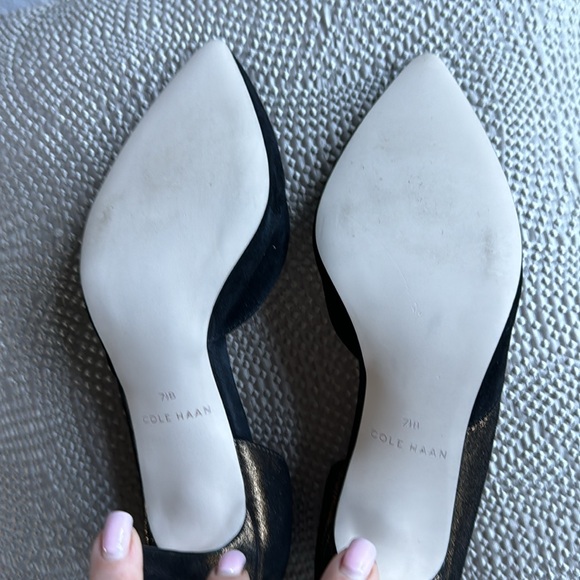 Cole Haan black velvet/gold metallic pumps - Picture 4 of 4